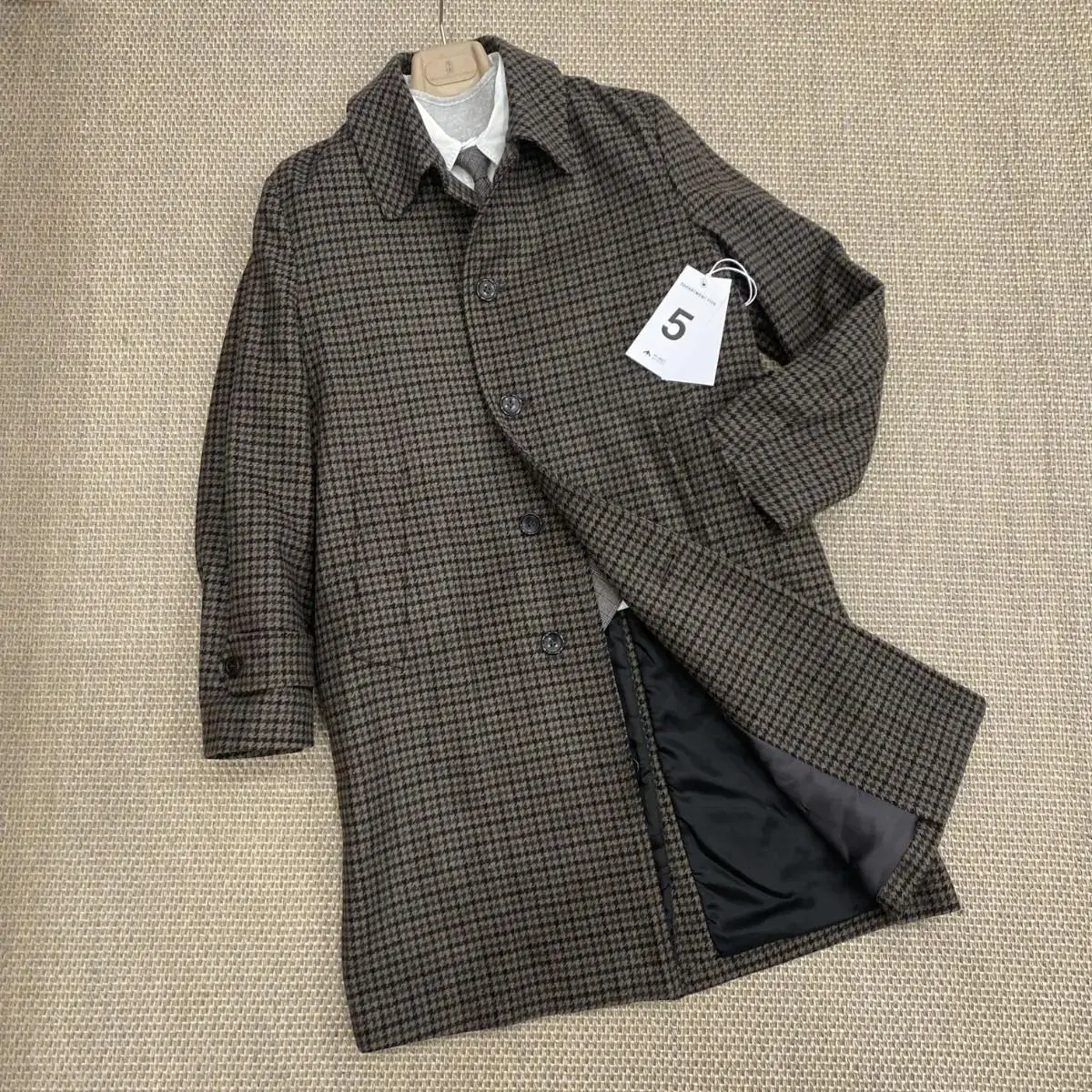 Department Five Italian fine tweed and wool houndstooth coat