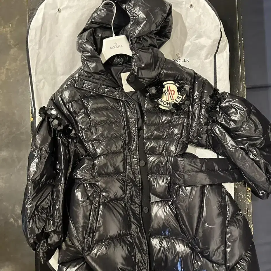 Moncler 몽클레어 시몬로샤 콜라보 패딩 00싸이즈(44-55)