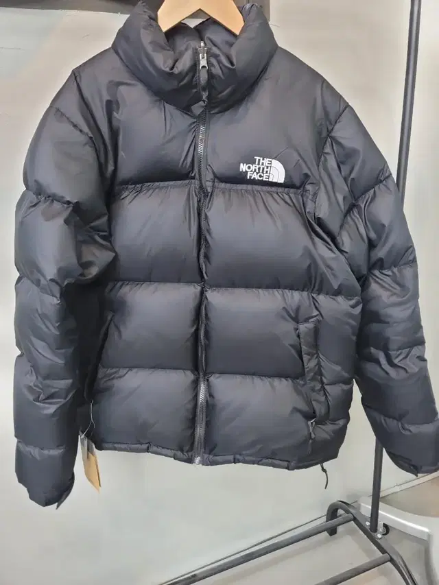 노스페이스 눕시 700 TNF XXL 새상품 팝니다.