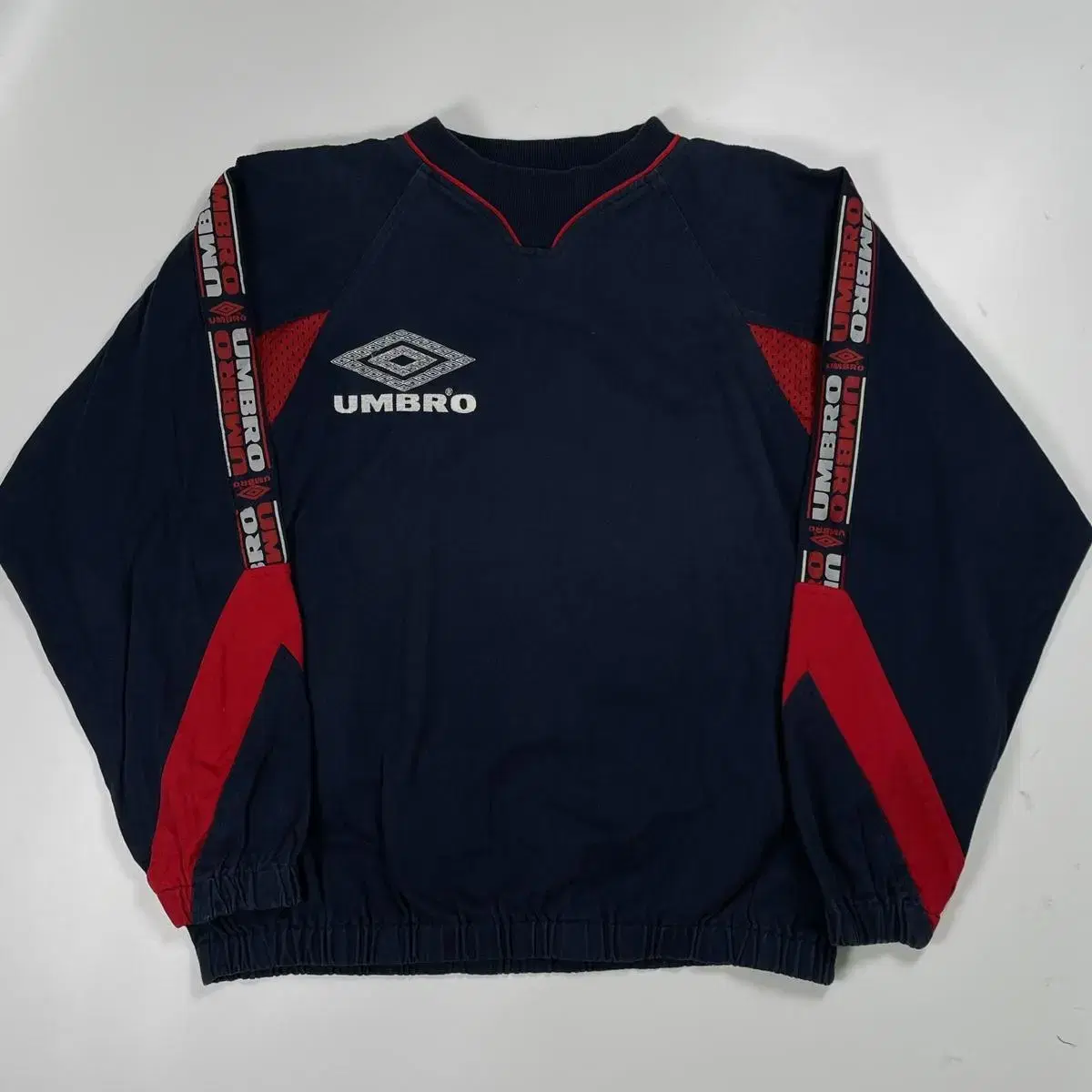 90s Umbro 엄브로 올드스쿨 대장급 스웻셔츠 맨투맨