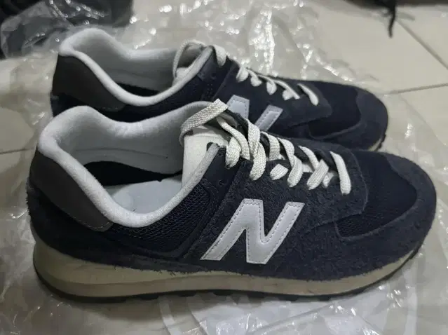 뉴발란스 574 (250)NBP7DF711N (navy)