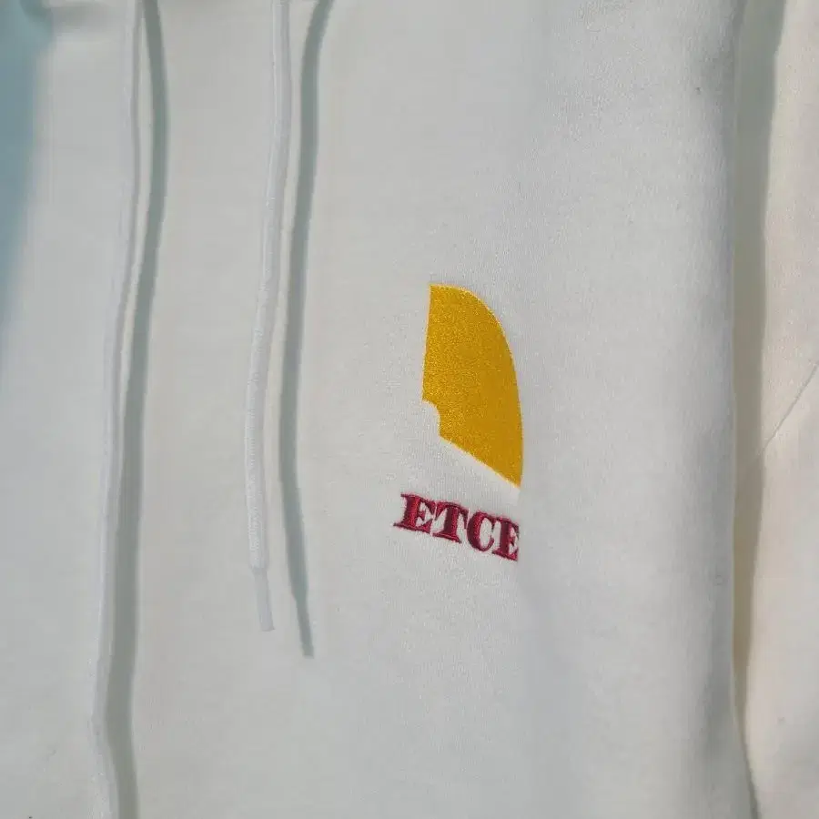 ETCE DART LOGO HOODIE (WHITE/L)