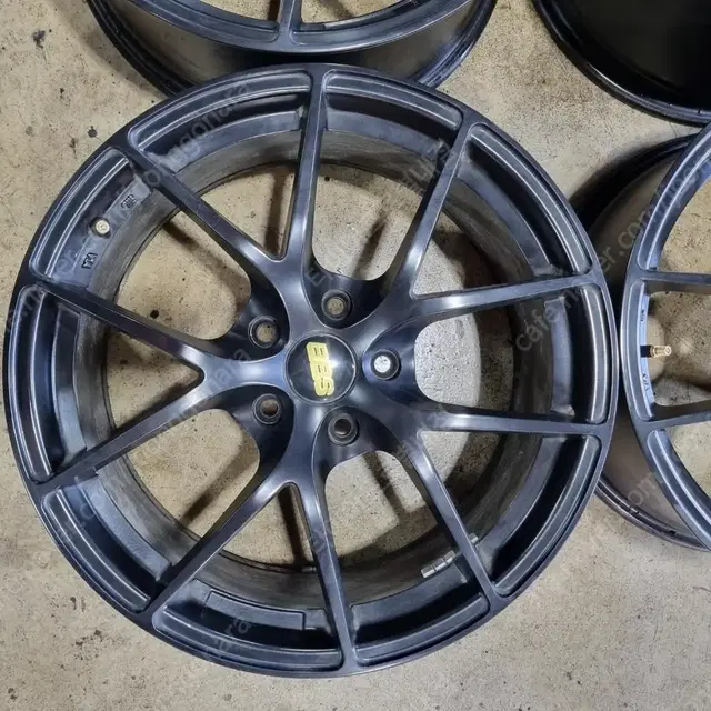 BBS CIR 18인치중고휠 1대분팝니다