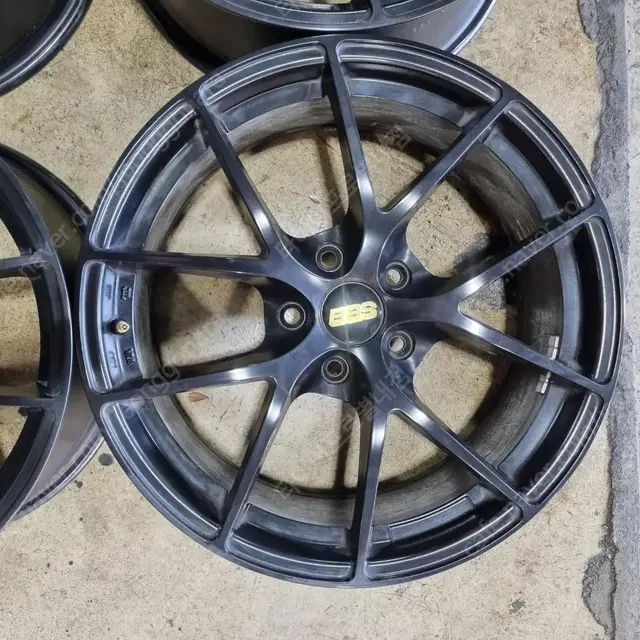 BBS CIR 18인치중고휠 1대분팝니다