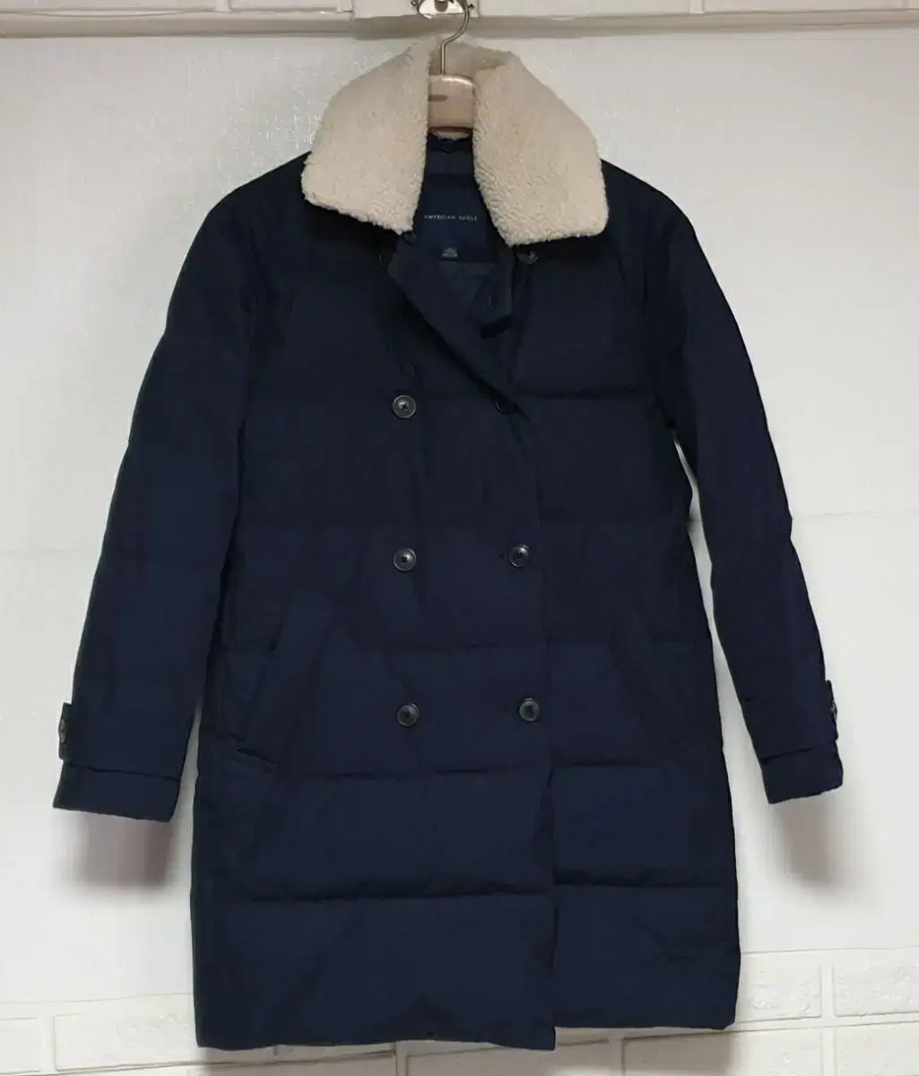 AMERICAN EAGLE Genuine Down Puffer Coat Size 95