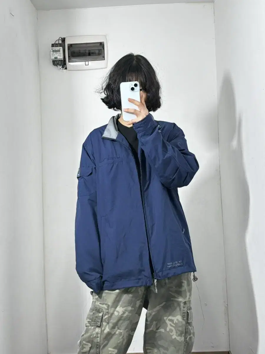 Quicksilver Navy Windbreaker S