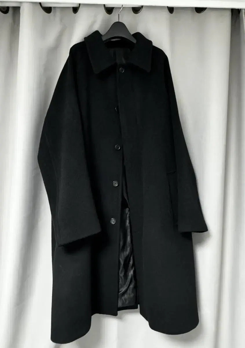 [1] Matisse The Curator Balmacan Coat Black