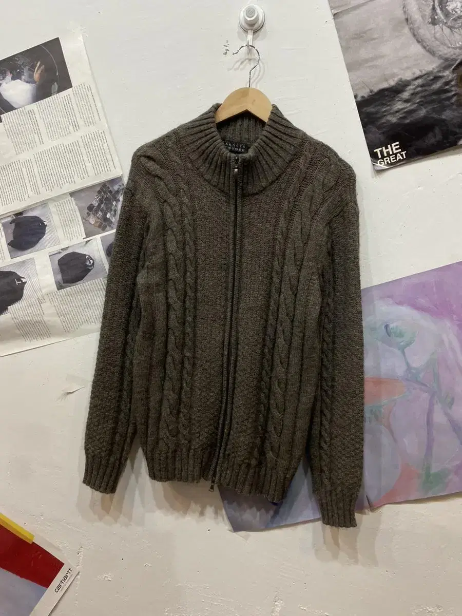 Italian-made wool and alpaca two-way pretzel knit zip-up