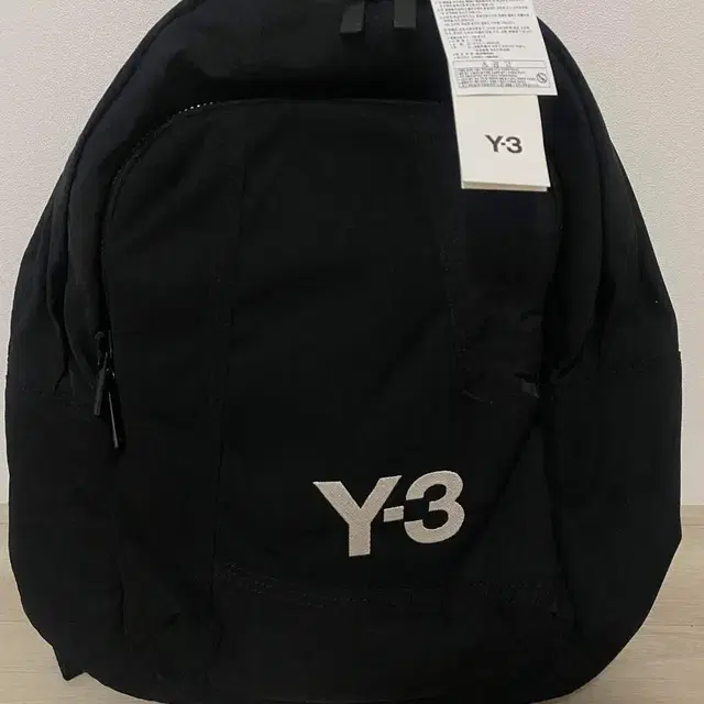 y3 백팩 h63097