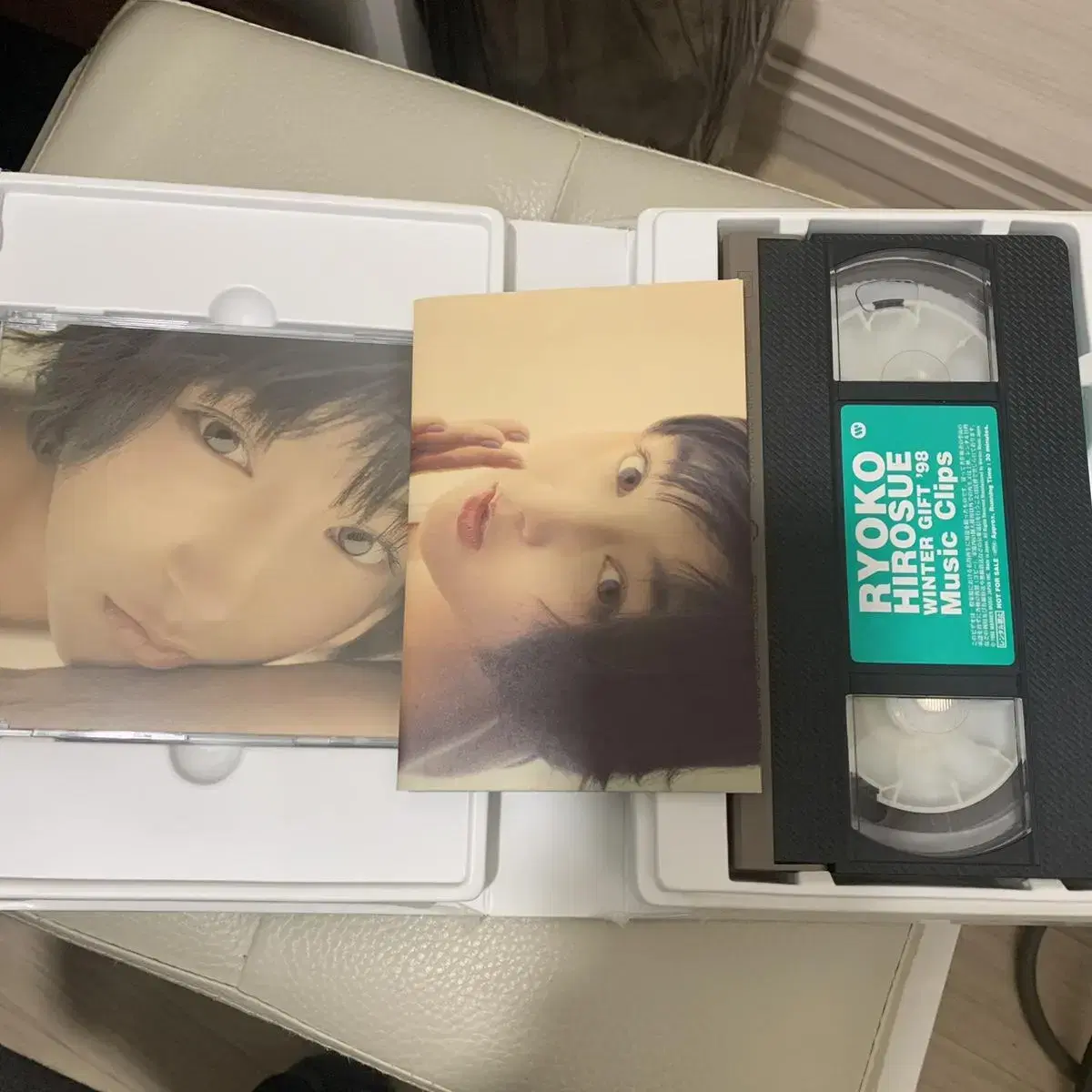 중고 히로스에료코 WINTER GIFT98 완전 한정반 VHS+CD