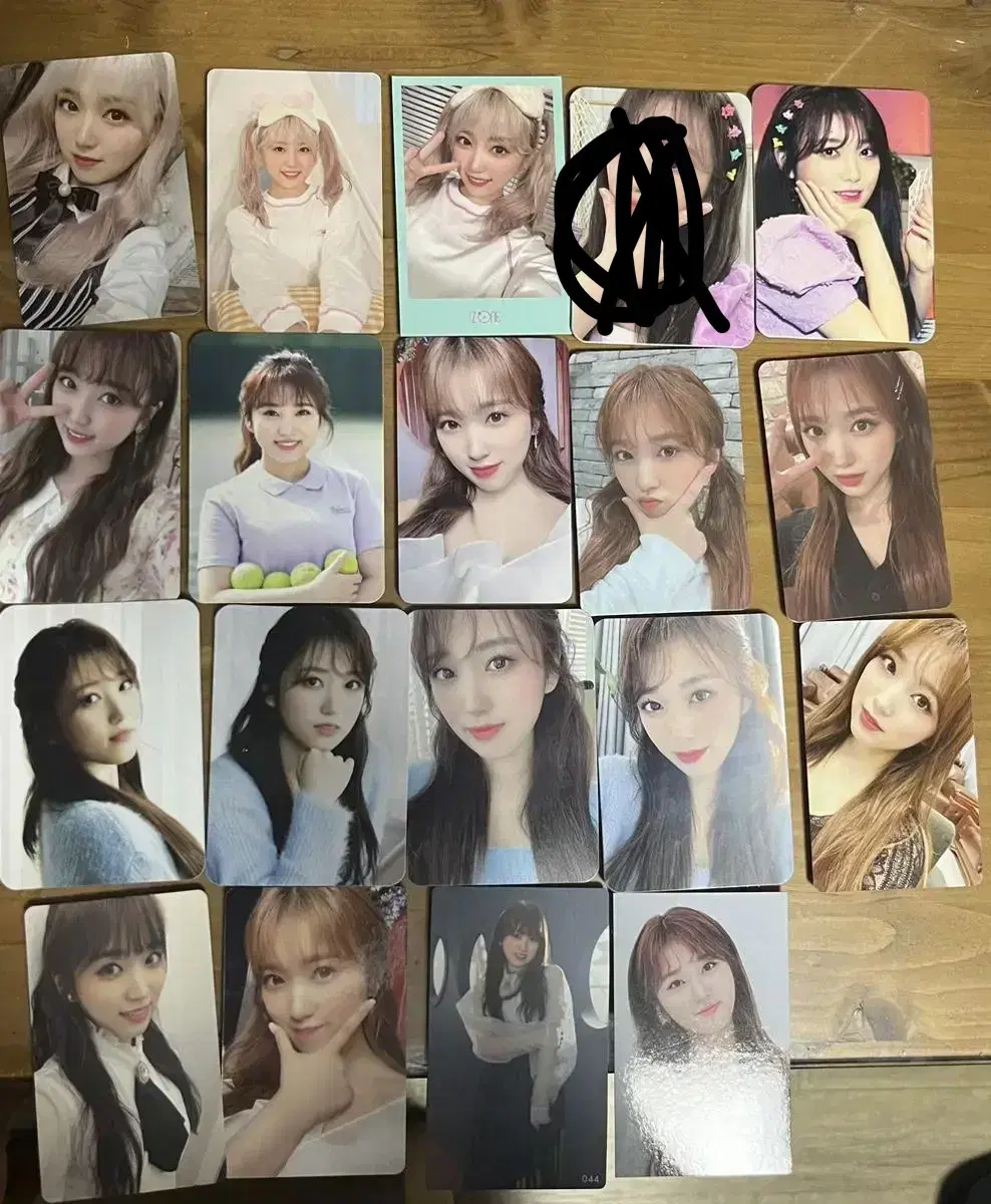 IZ*ONE Yabukinako Photocard