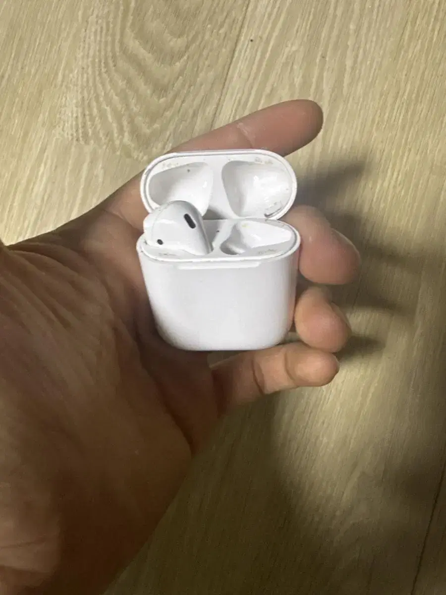 Lost AirPods 2 Right UnitQuick sale