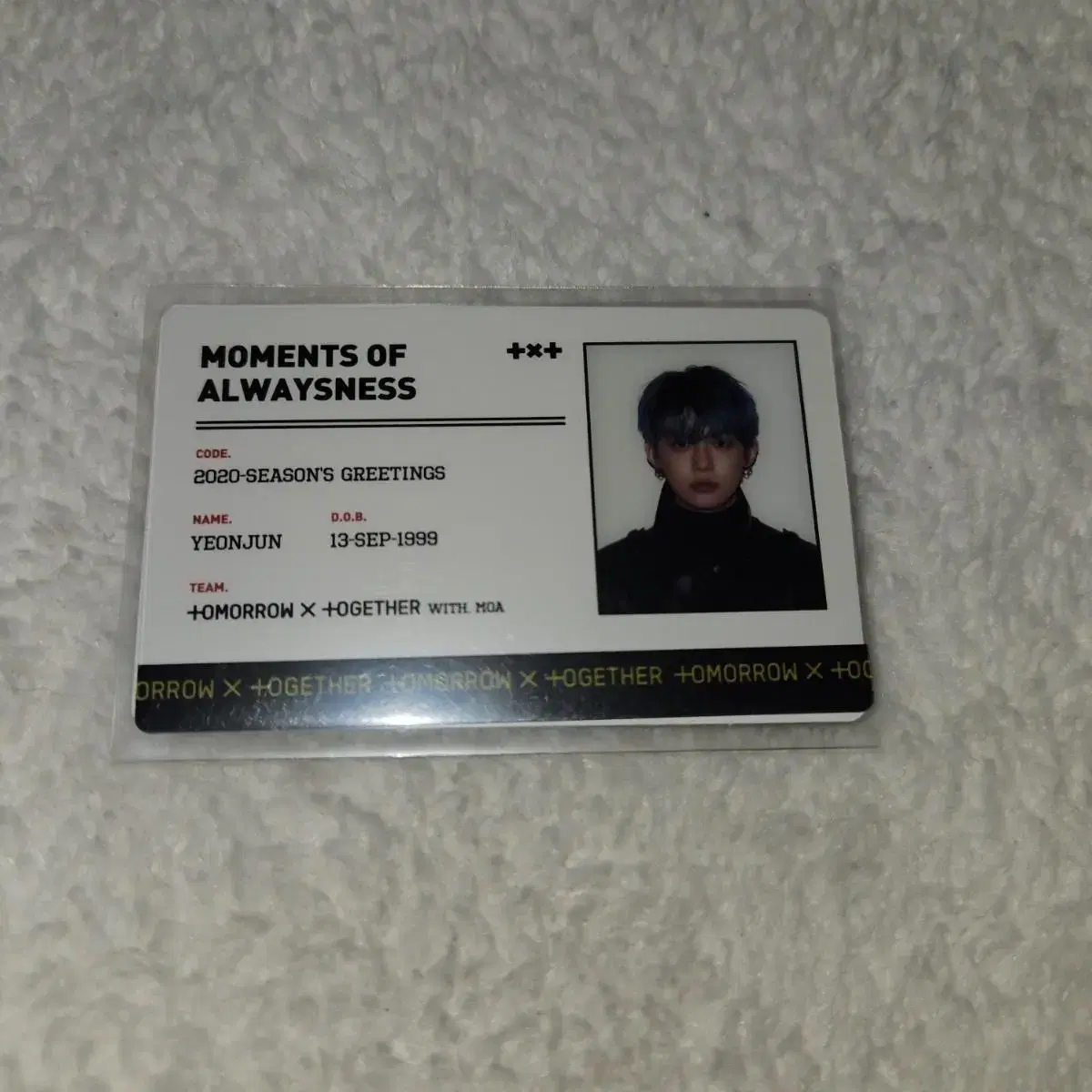 Yeonjun ID Card seasons greetings wts Sharing Quick sale