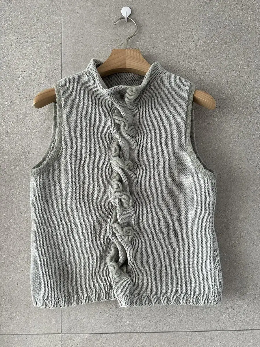 Squeak Gray Knit Vest (with trim)