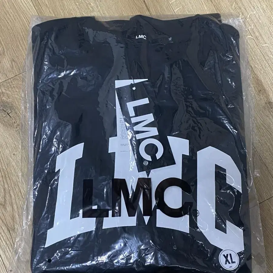 LMC ARCH OG 맨투맨