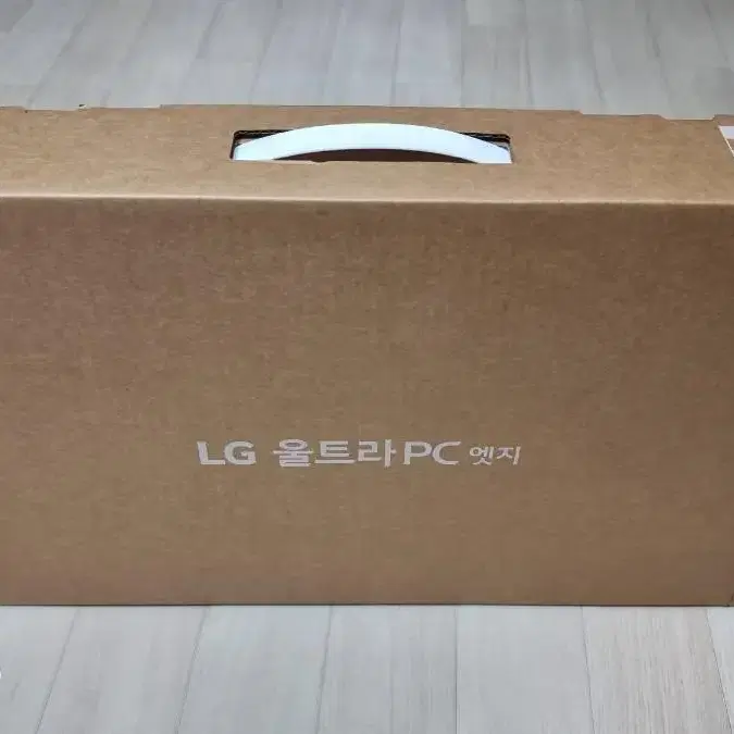 LG 울트라PC 엣지 16U70Q-HA76K