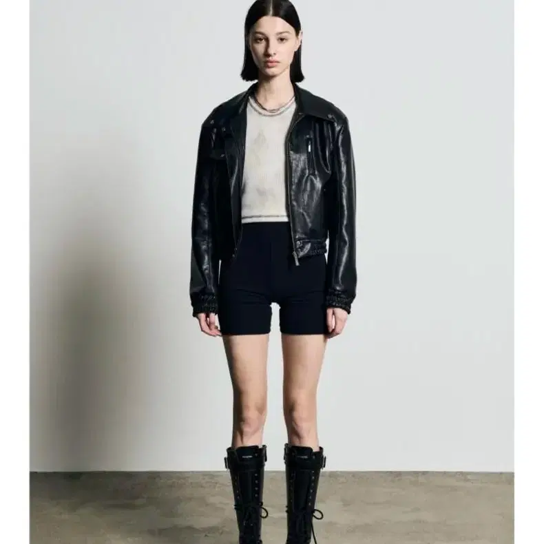 Shop BOHEMIAN SEOUL on Bunjang Global Site.