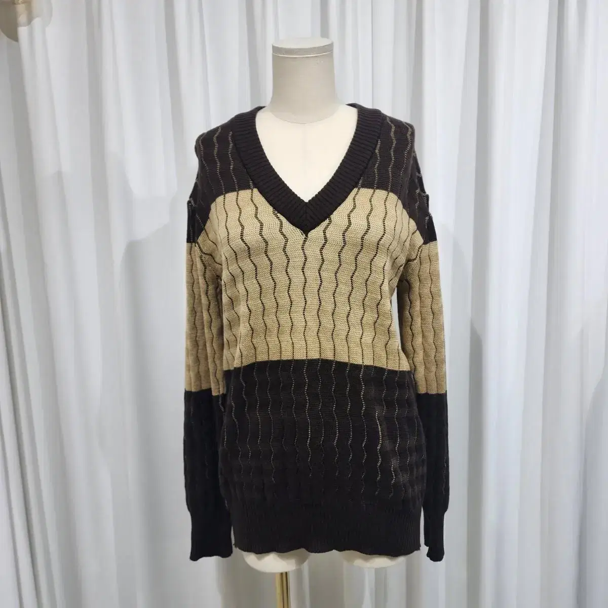 ChristianDior V-neck knit