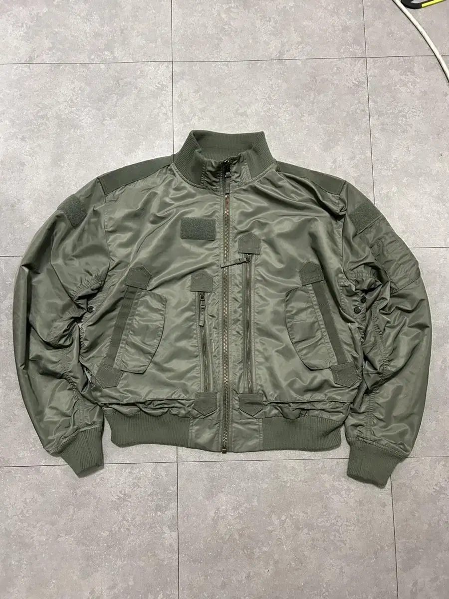 MIL-Tec Olive Green Vintage Flight U Jacket 10