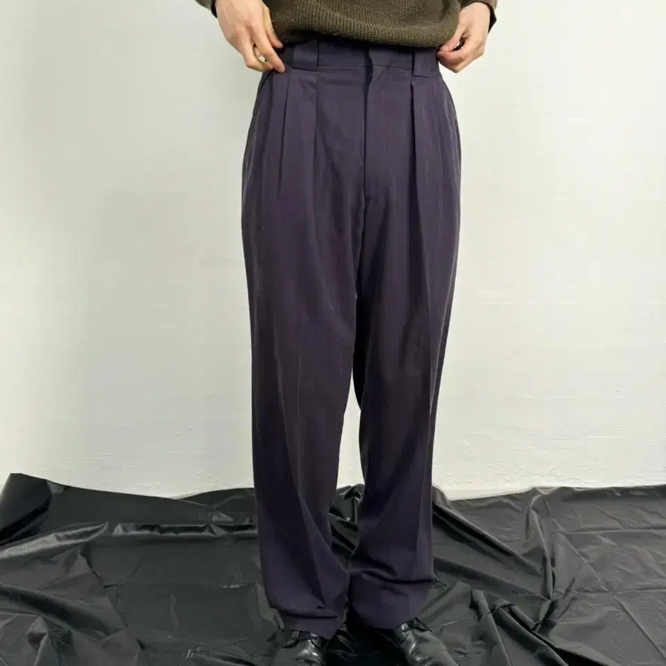 vintage dark purple 2-tuck pants