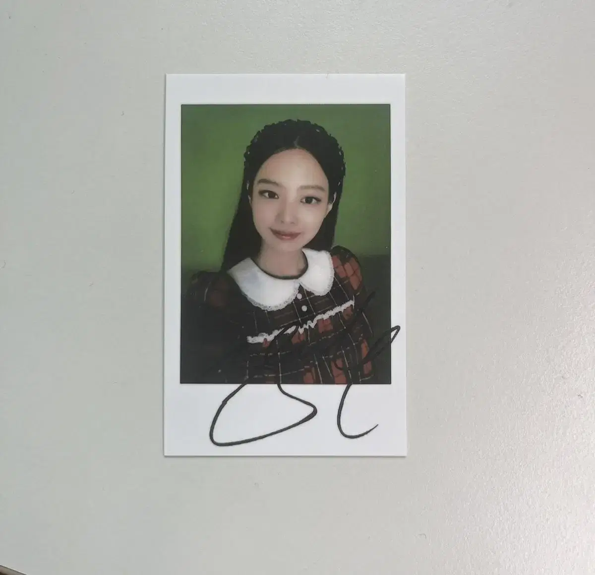 Black Pink jennie christmas sign poca