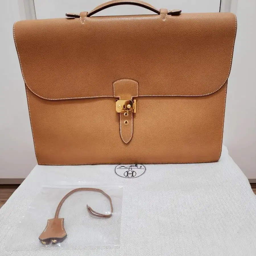 Hermes Vache Liegee Sac a Depeches 41(에르