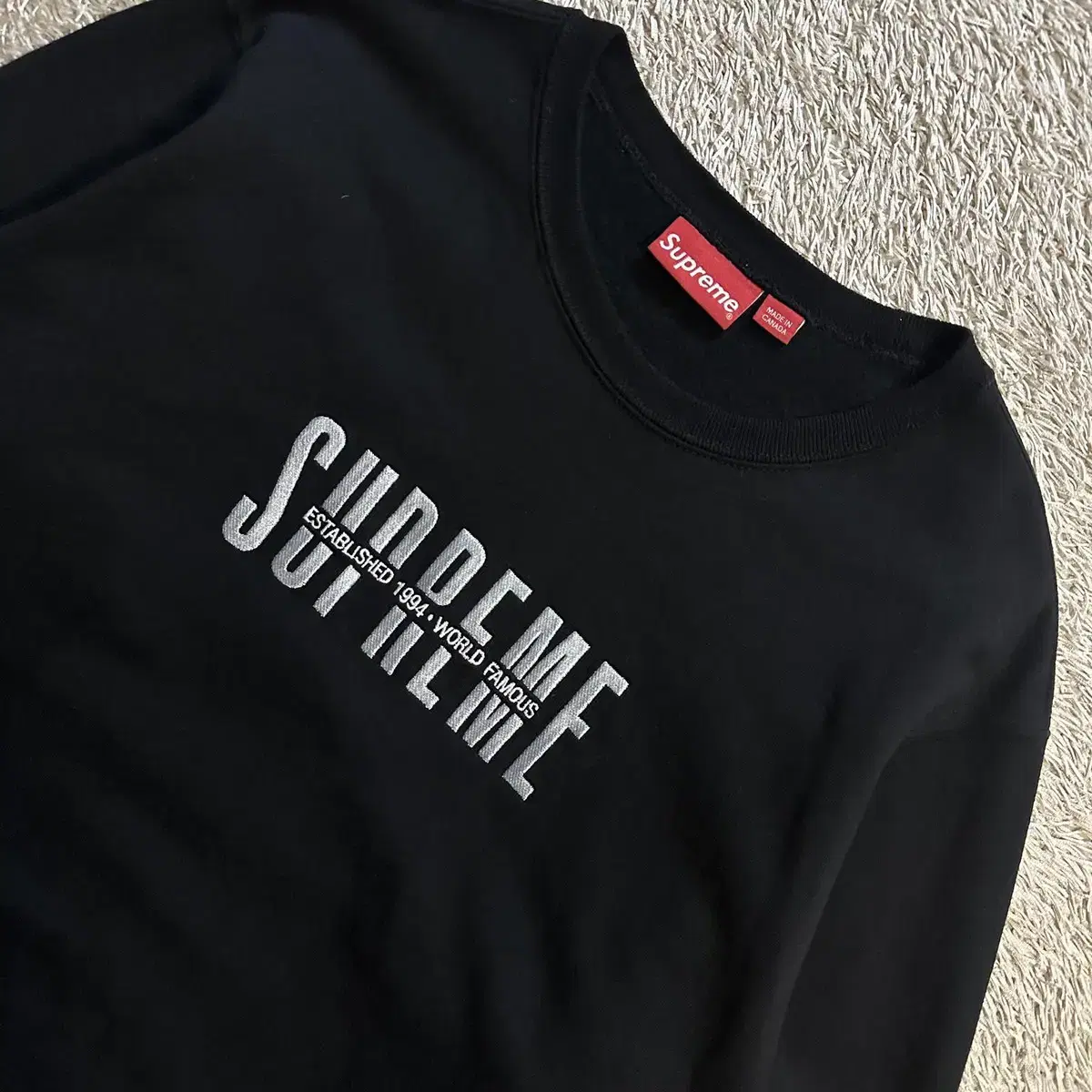 [M] 18FW 슈프림 SUPREME 월드 페이머스 크루넥 맨투맨 블랙