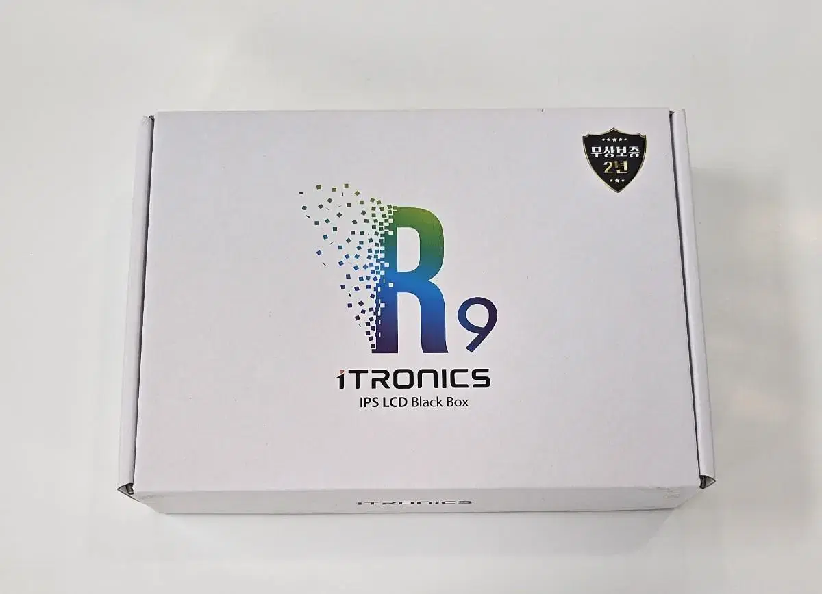 아이트로닉스 R9 64g