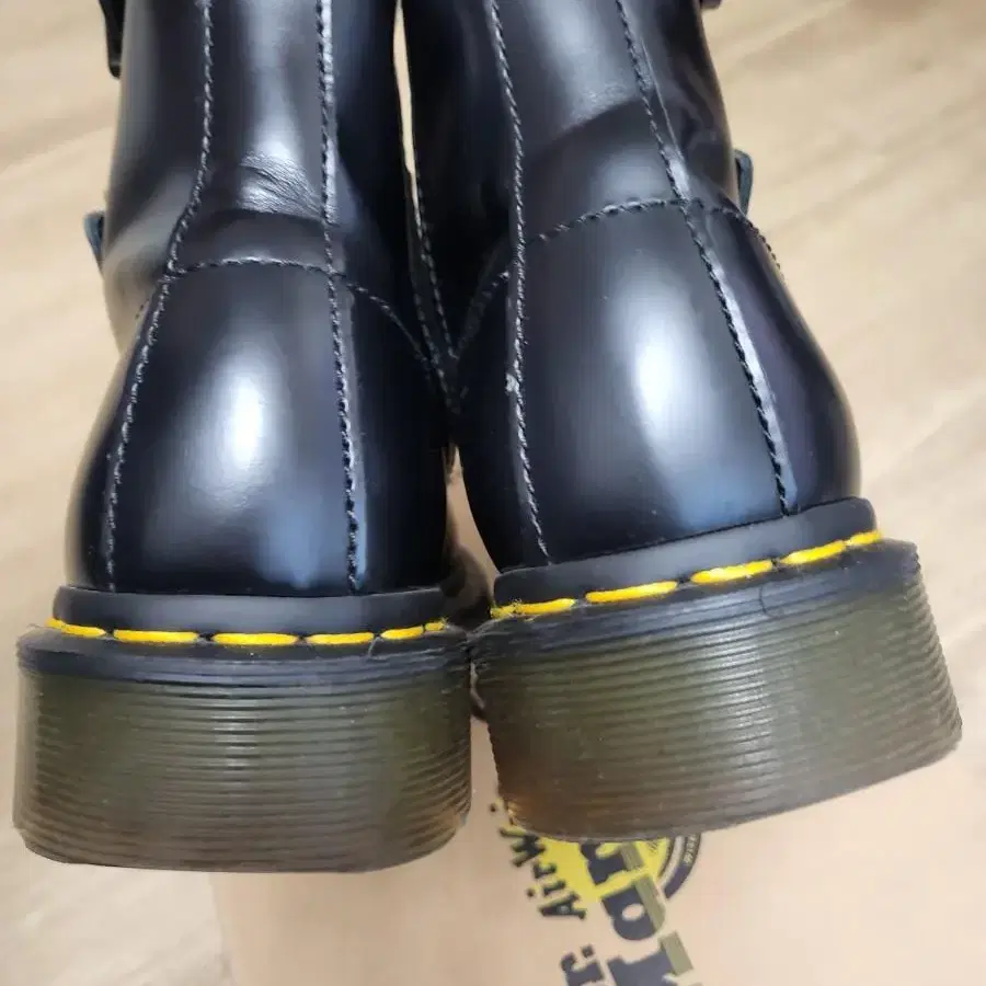 닥터마틴 BLAKE LACE BOOT