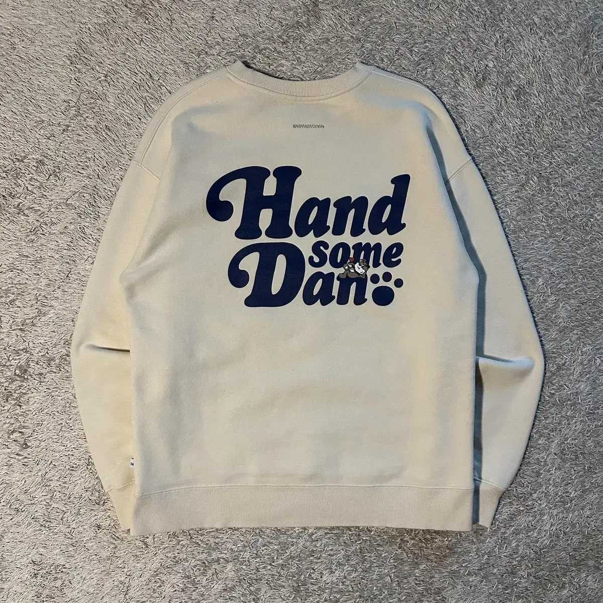 [S] 예일 YALE HAND SOME DAN 맨투맨 크림