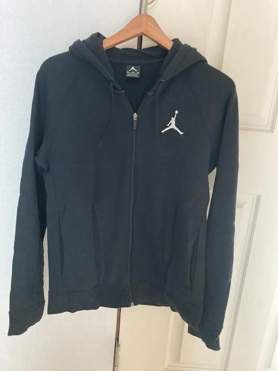 [M] Jordan Hood Zip Up