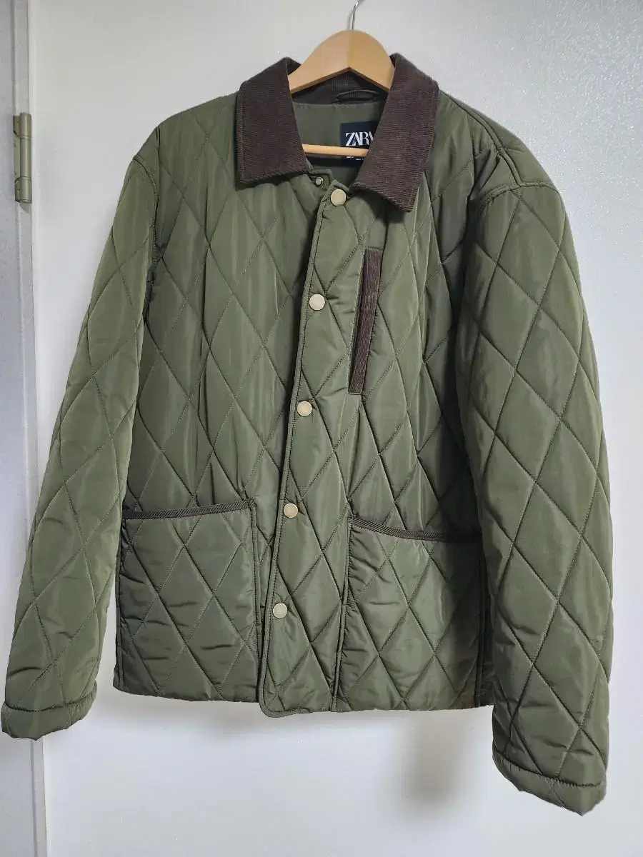 Zara Waterproof Padded Jumper XL (Quilted Jacket)