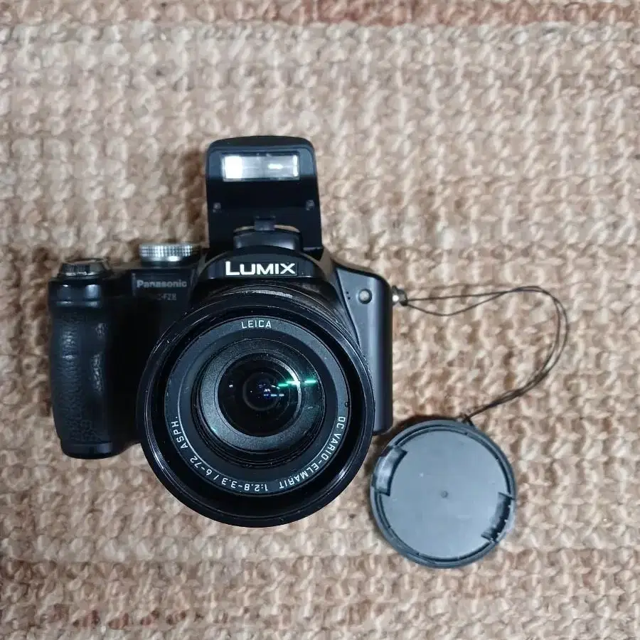 LUMIX 루믹스 FZ8 디지털카메라