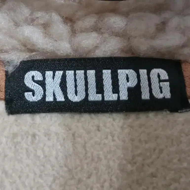 skullpig 뽀글이 자켓