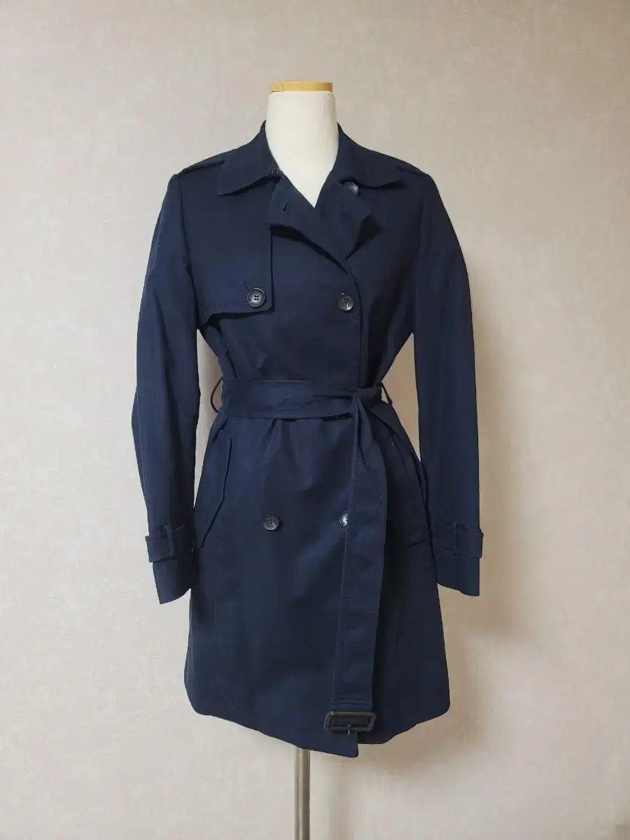 Clovis trench coat