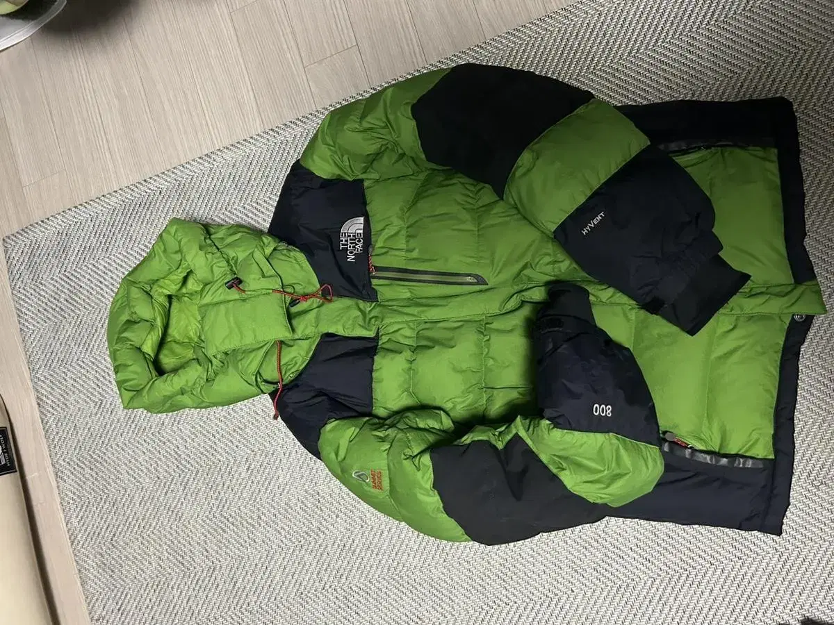 Quick sale The North Face Arctic 105 XL Highvent 800