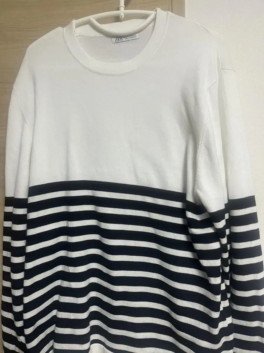 Zara Stripe Long Sleeve (M)