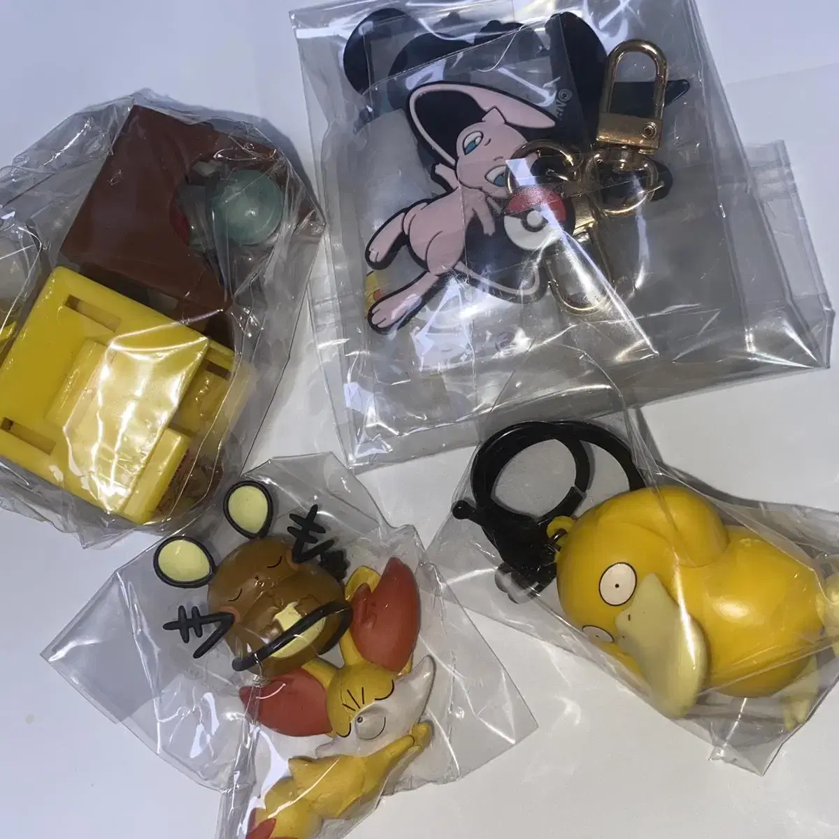 keyring 's Pokemon Gacha Set