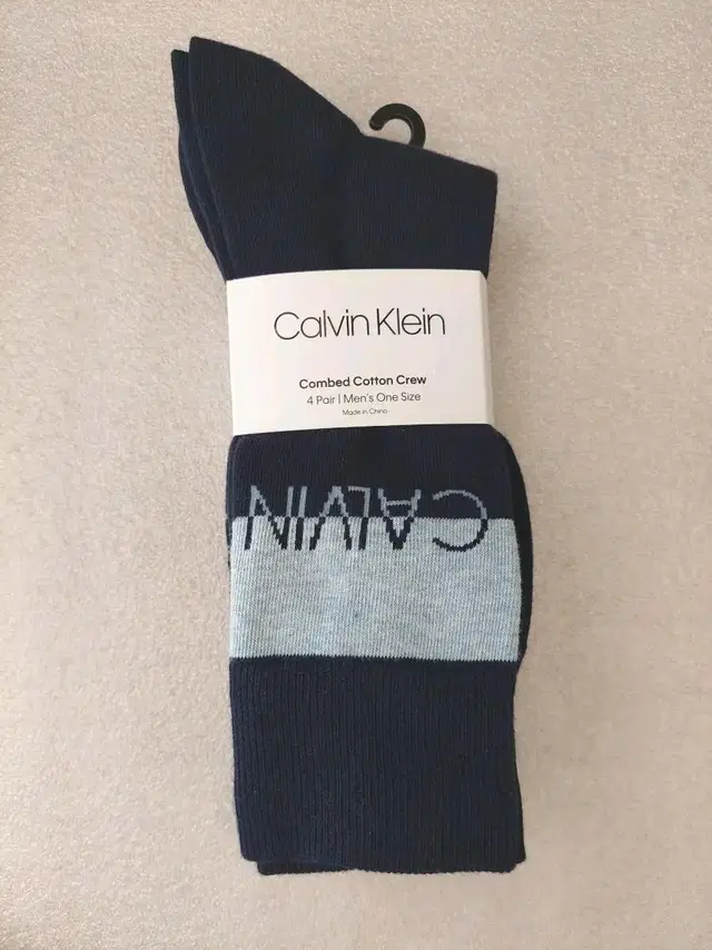 총4족 캘빈클라인 Calvin Klein 장목 남성양말