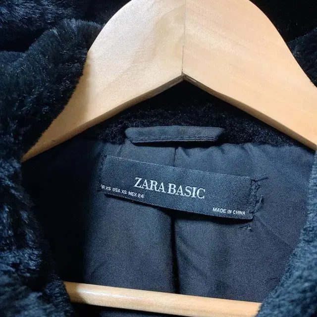 XS/55-66 ZARA 자라 페이크 퍼 후드 자켓