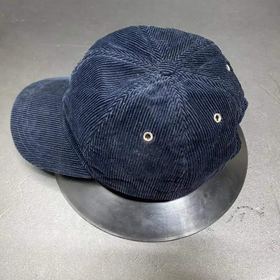 A.P.C corduroy cap (여성용)Os