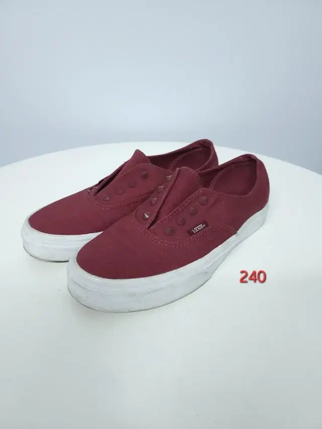 신발)VANS 반스 240cm 어센틱 고어, 버건디 스터드