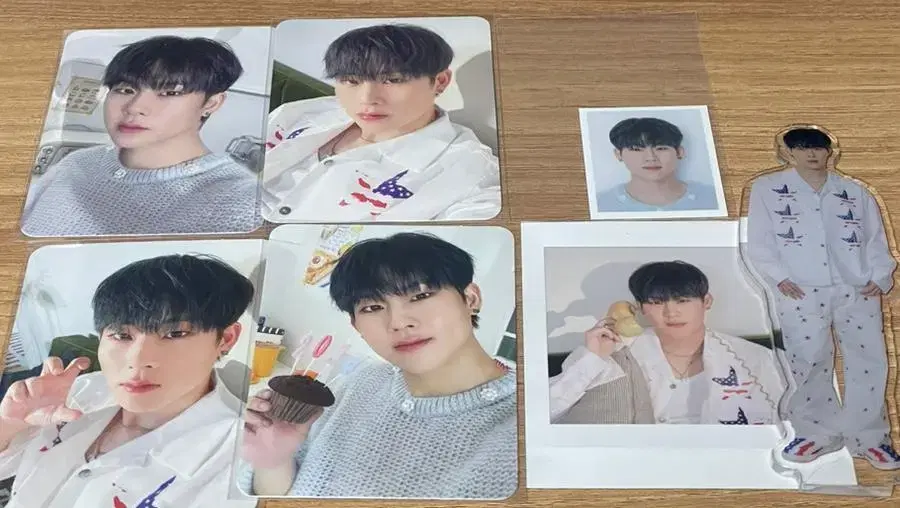 Jooheon seasons greetings components (including ssq pre-order benefit )