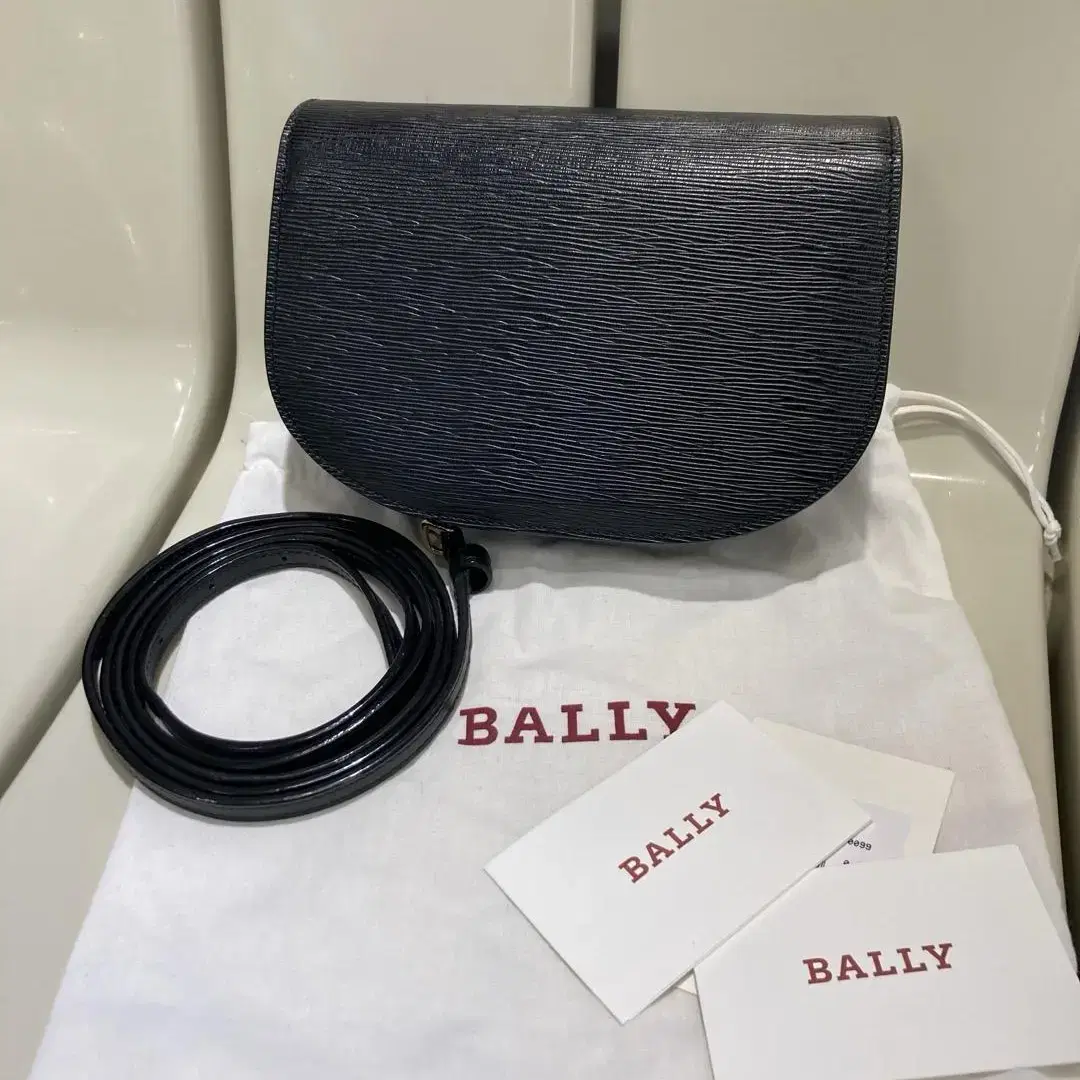 BALLY 발리 LAYN(레인/래인) 에삐 미니 크로스백(6226758)