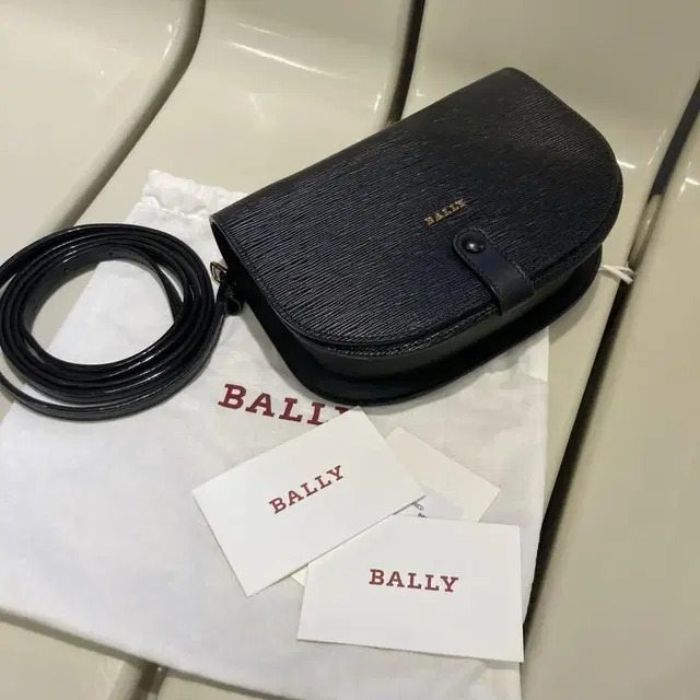 BALLY 발리 LAYN(레인/래인) 에삐 미니 크로스백(6226758)