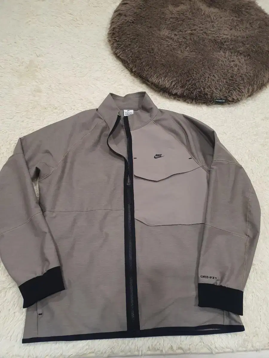 Nike Tech Stone CPFlavor Functional Jacket100