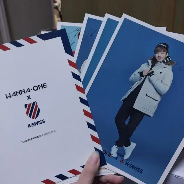 워너원 X k swiss 포토엽서