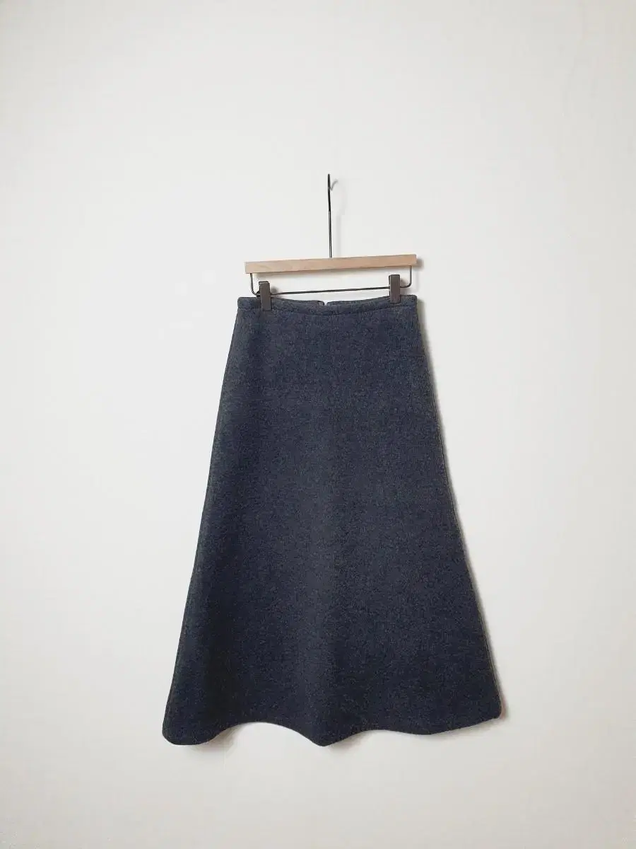 (Special Price) Thick Charcoal Wool Long Skirt S