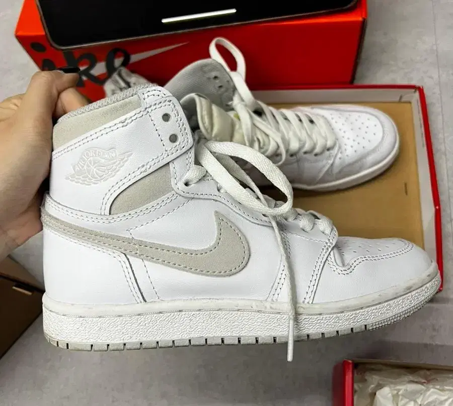 (230) Jordan 1 High 85 Neutral Gray