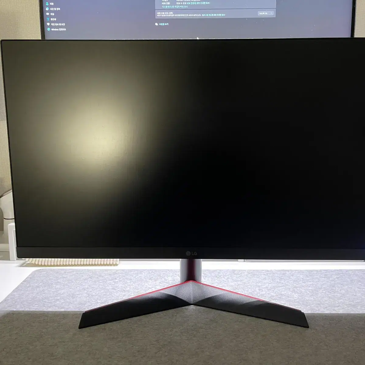 LG 24GN600 모니터 팝니다. (LG 24인치 FHD 144hz)